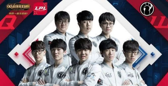 对手门将站 对手门将站