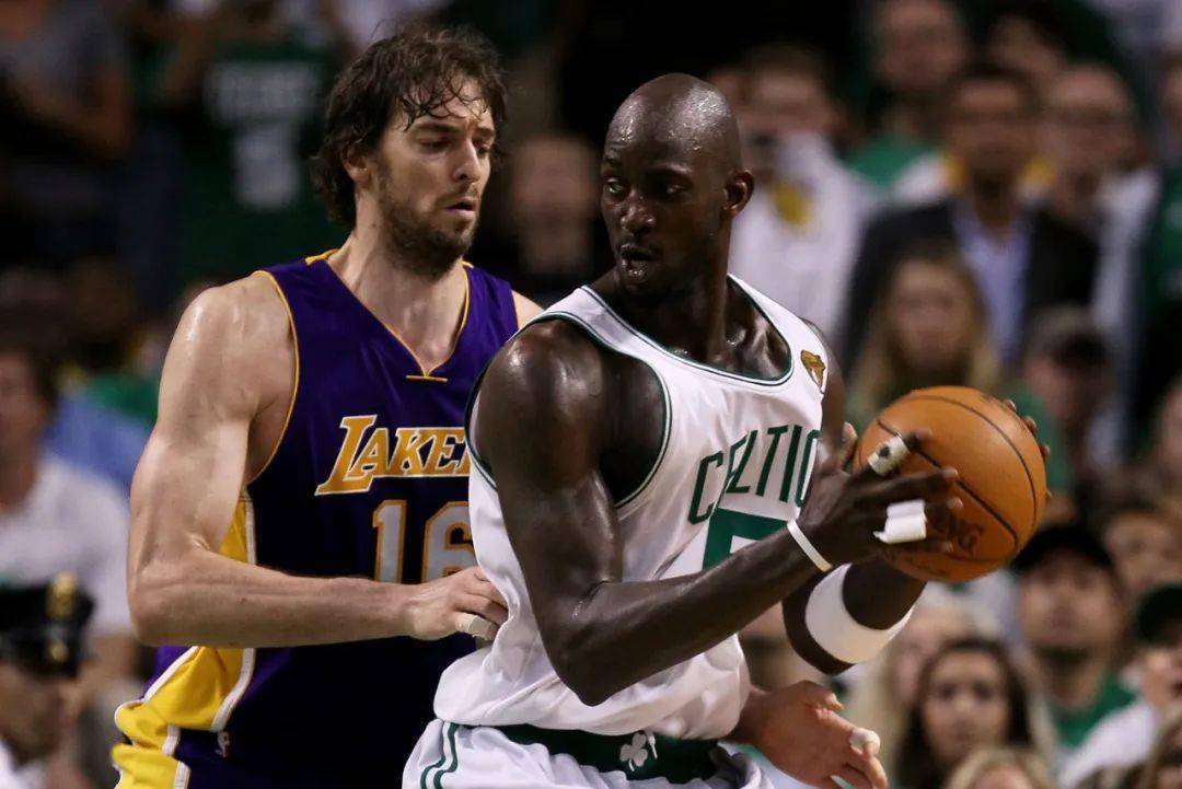 活塞队的应 活塞队的应